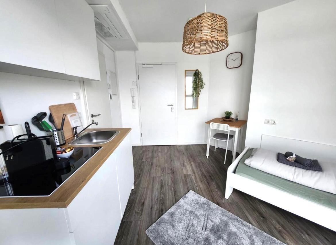 Modernes Apartment Mit Wifi, Aufzug & Kostenlos Parken El-Living Augsburg Exterior foto